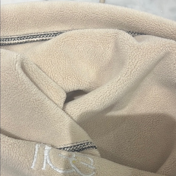 UGG Kids Dark insulated Leggings (never worn) - Picture 2 of 3